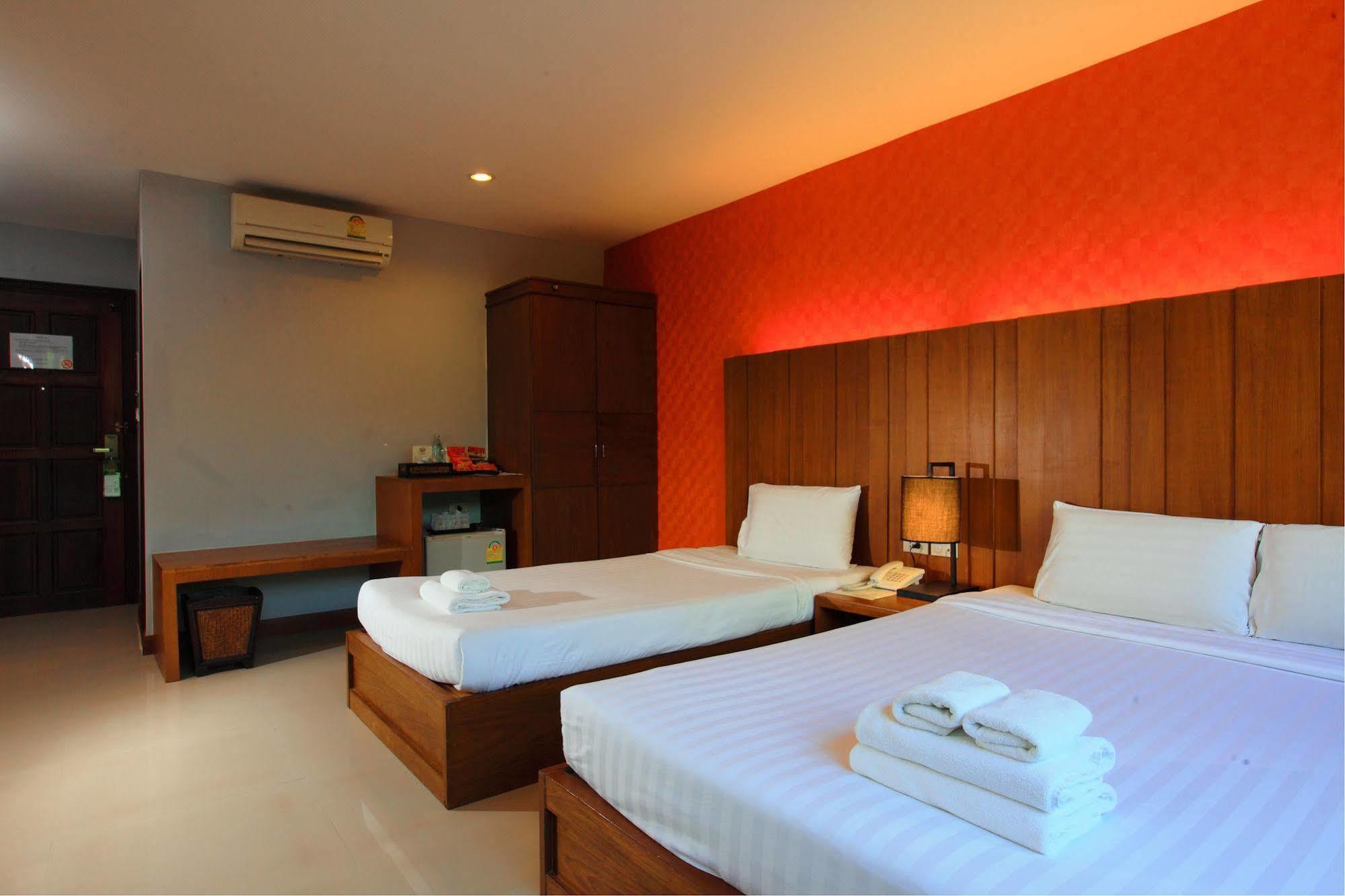 Wungnoy Hotel Hat Yai Esterno foto